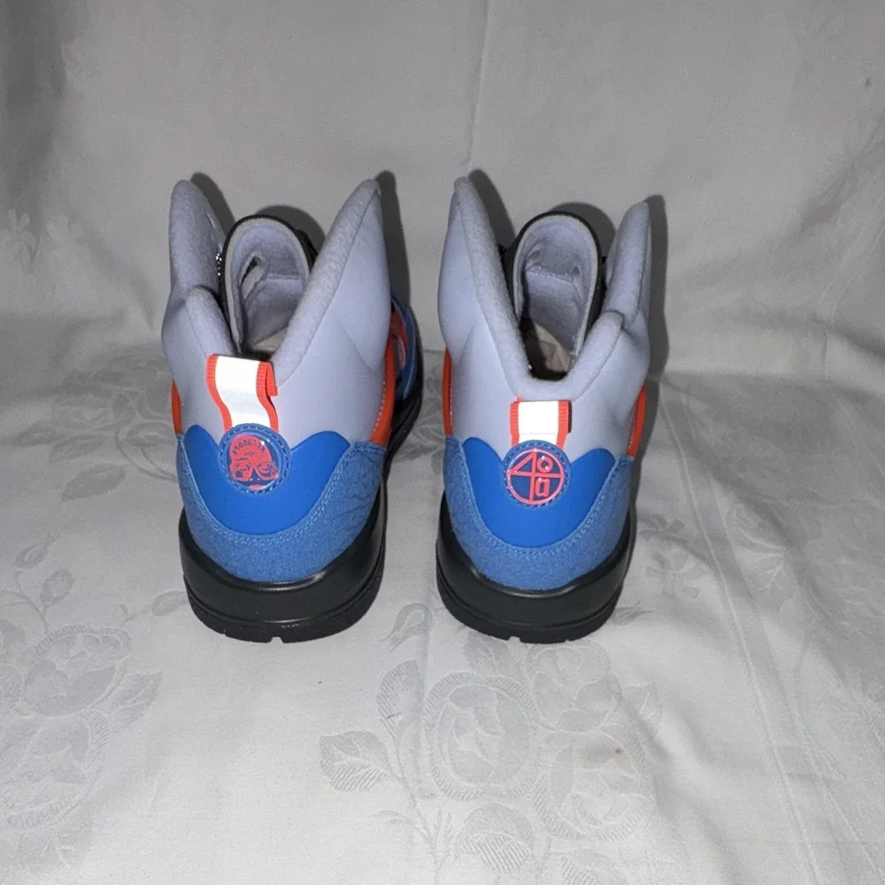 Jordan Men's Mid Top Lace Up Colorblock Sneakers Rubber Outsole Blue Gray